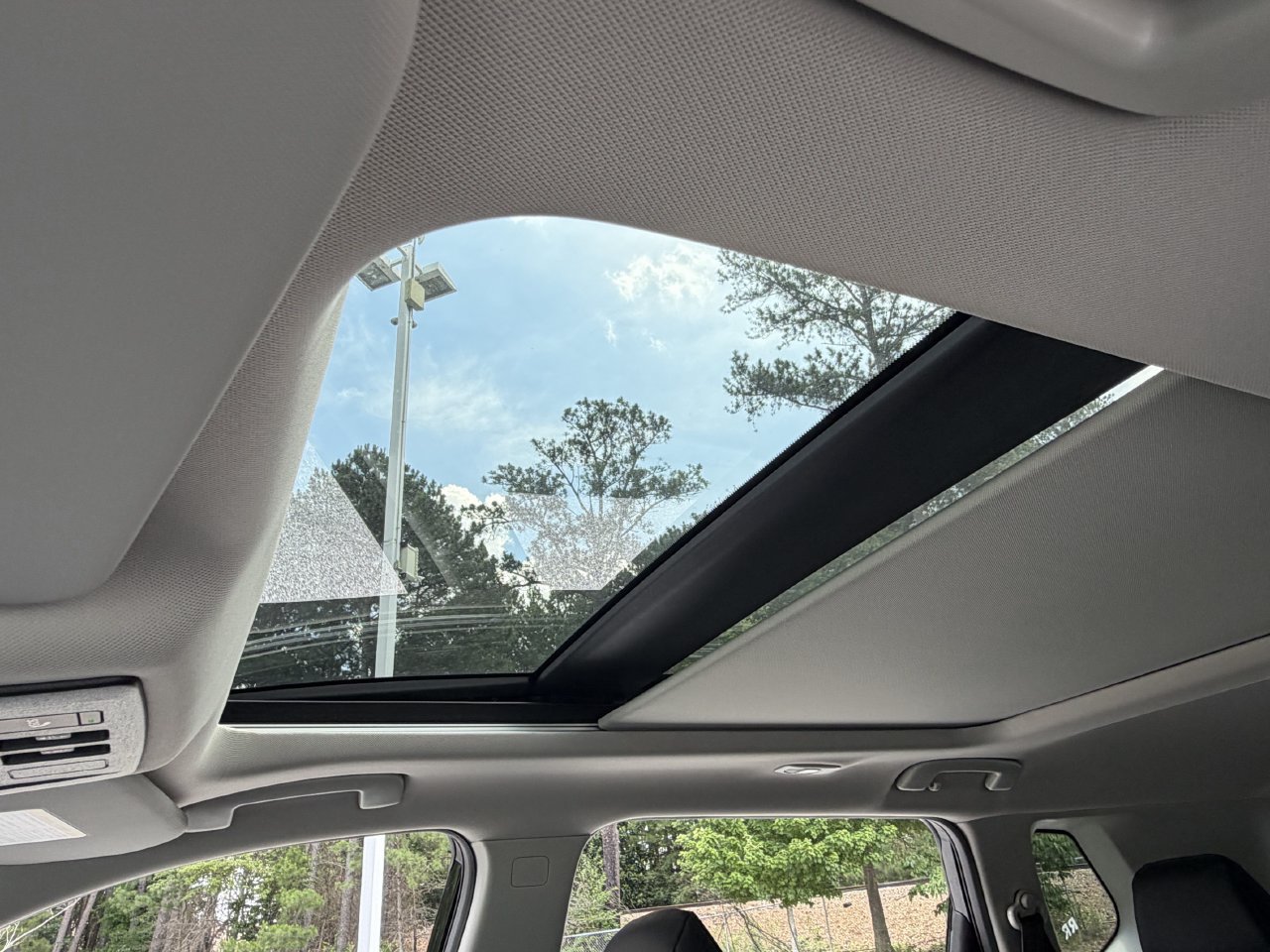 New 2026 Nissan Rogue Dark Armor FWD image 4