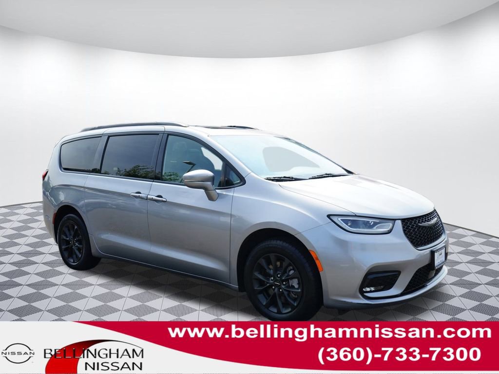 Used 2021 Chrysler Pacifica Limited w/ S Appearance Package