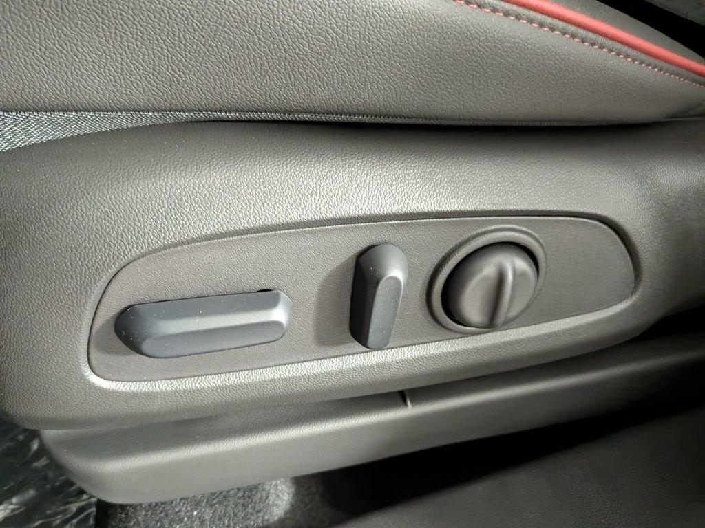 New 2026 Chevrolet TrailBlazer RS w/ Convenience Package image 17