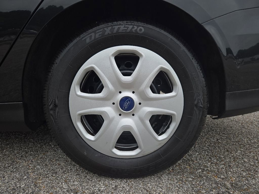 Used 2015 Ford Focus S FWD image 26