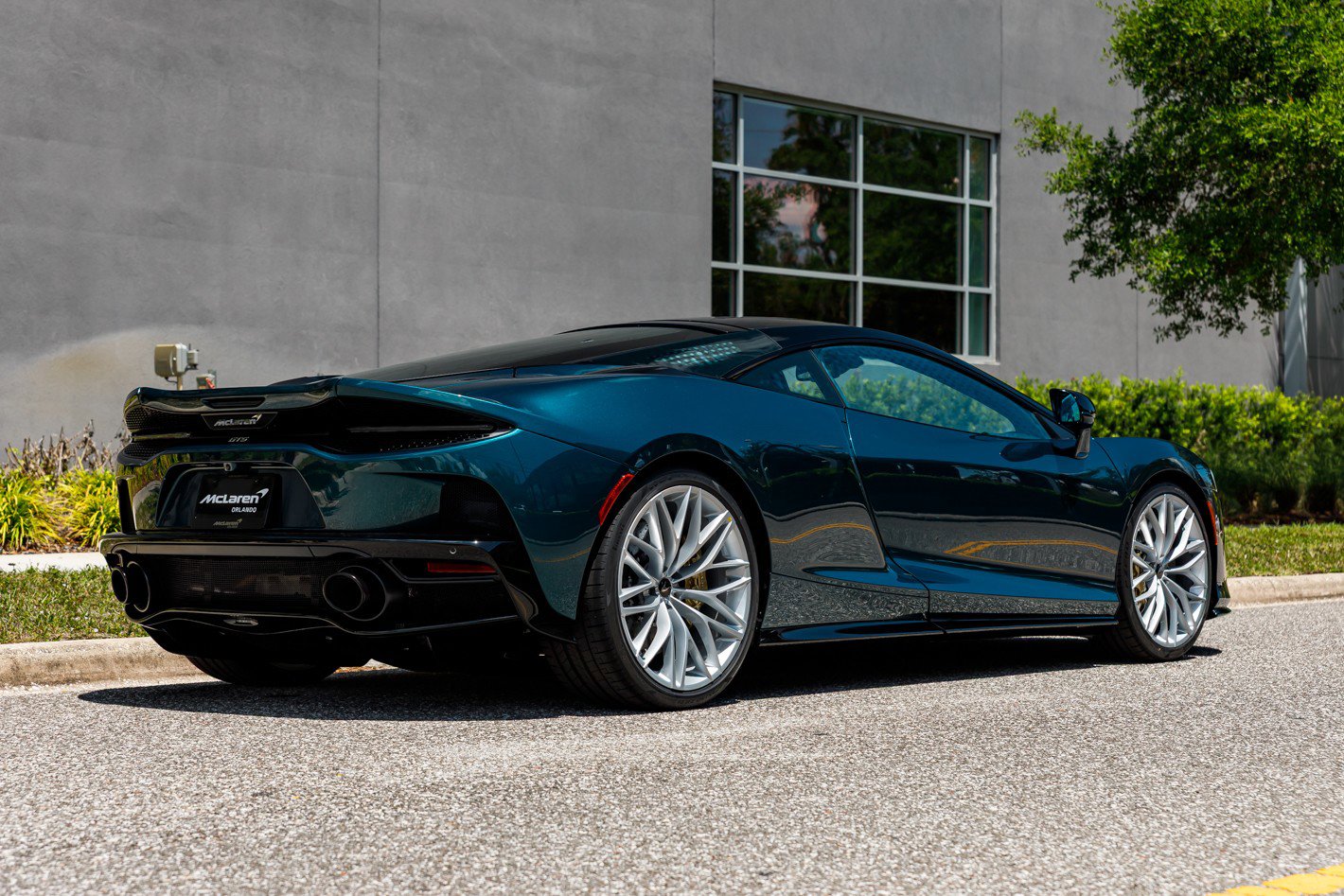 New 2026 McLaren GTS RWD image 5