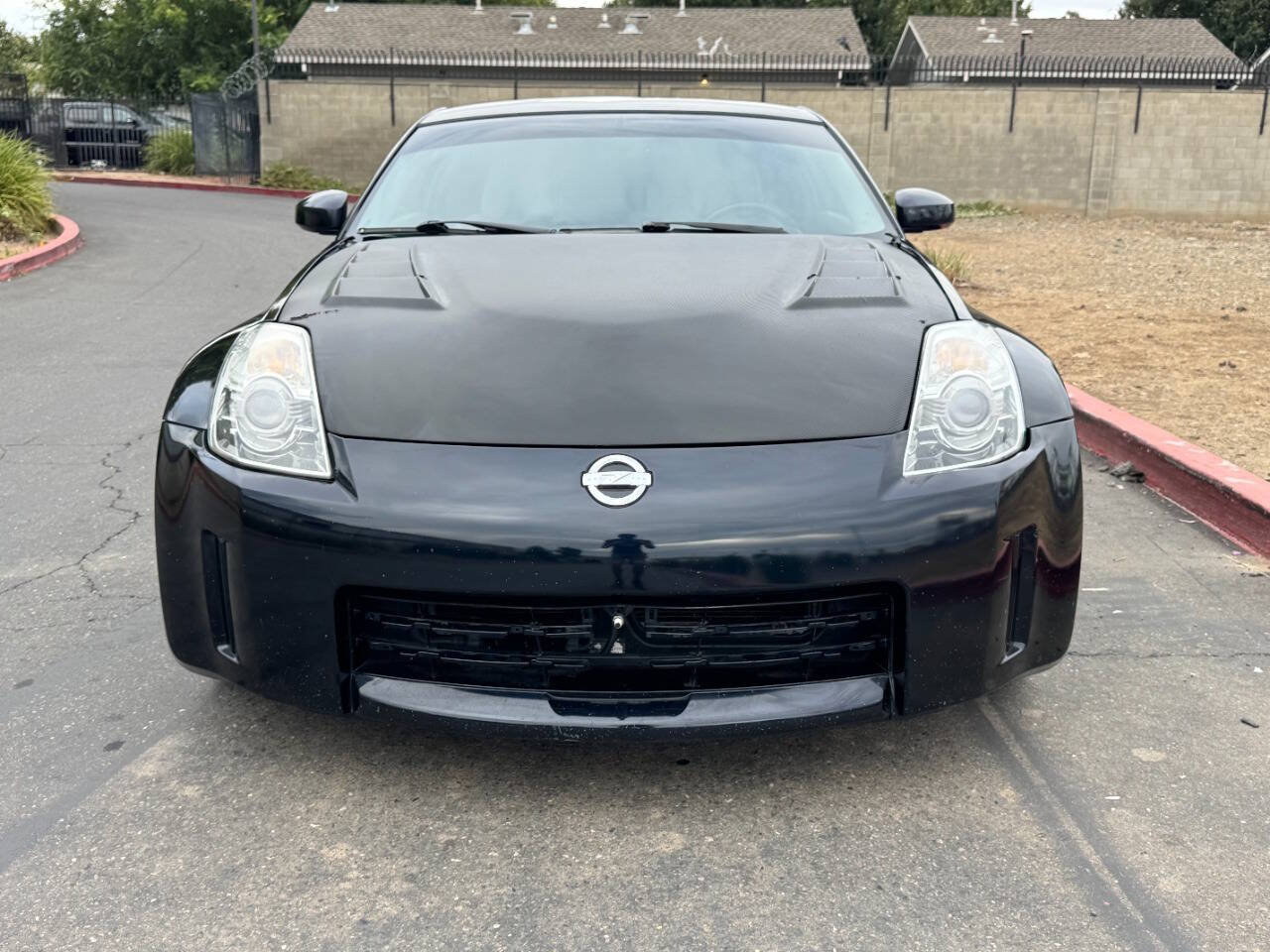 Used 2008 Nissan 350Z Touring w/ Cargo Convenience Pkg RWD image 5