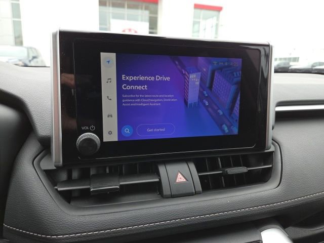 Used 2025 Toyota RAV4 XLE AWD/4WD image 14
