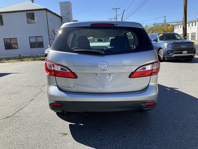 Used 2012 MAZDA MAZDA5 Sport FWD image 6
