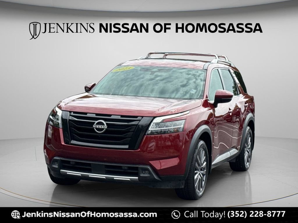 Certified 2023 Nissan Pathfinder SL w/ SL Premium Package FWD image 11