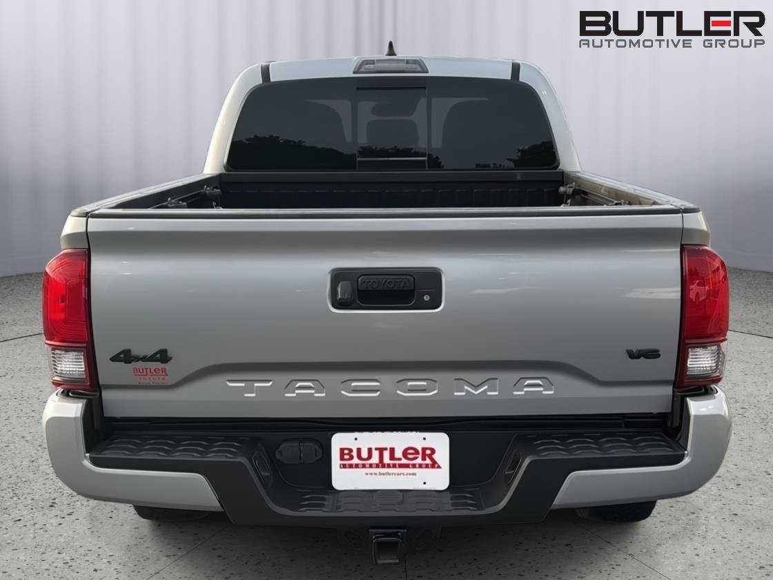 Certified 2023 Toyota Tacoma SR5 w/ Technology Package AWD/4WD image 5