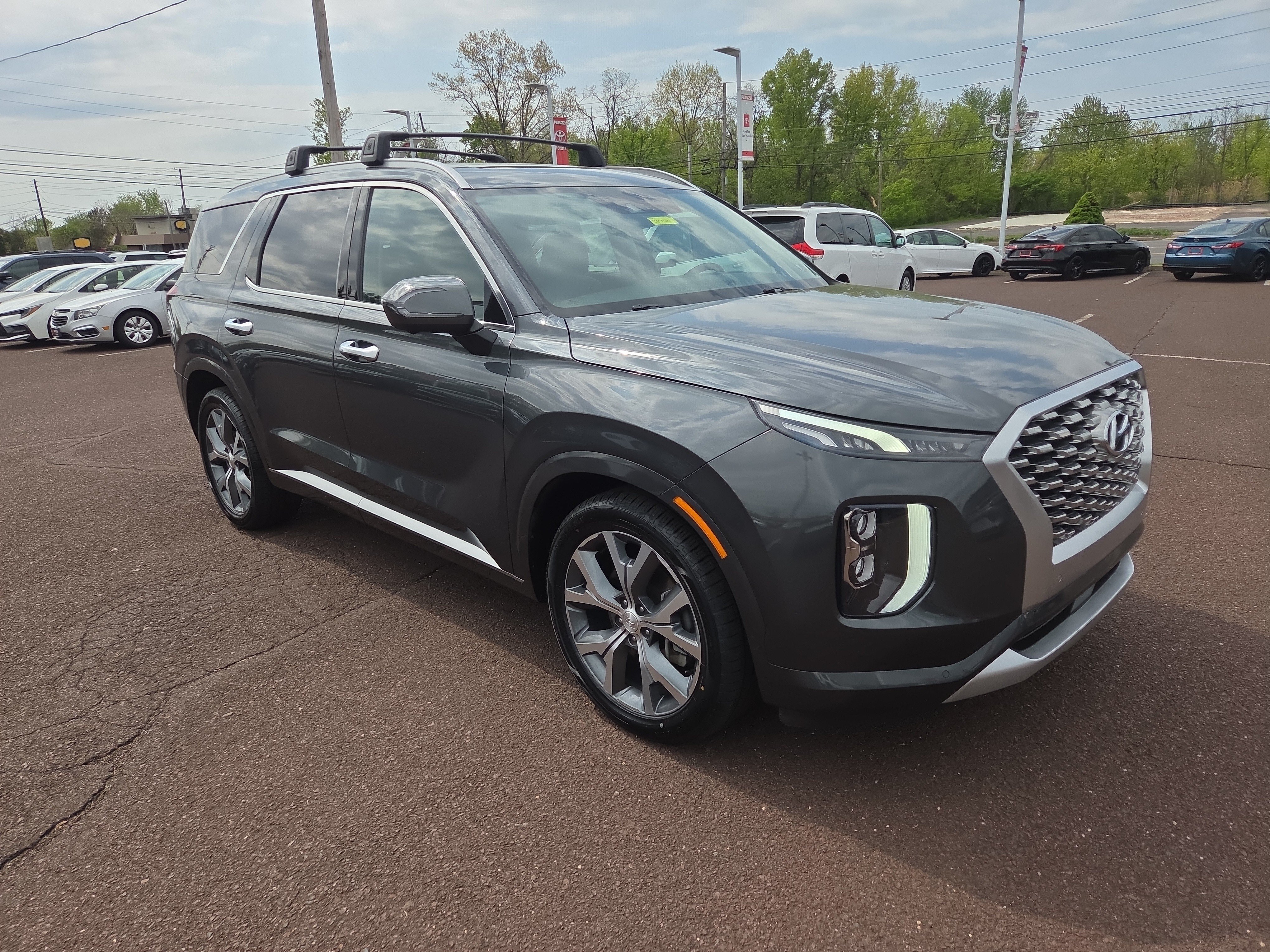 Used 2021 Hyundai Palisade Limited w/ Cargo Package