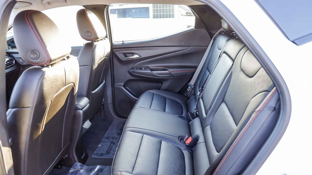 Used 2023 Chevrolet Bolt EUV Premier w/ Redline Edition image 22