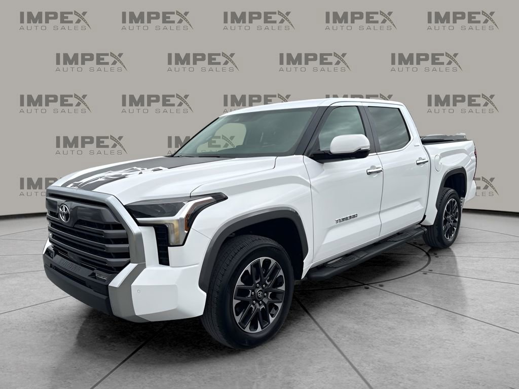 Used 2025 Toyota Tundra Limited AWD/4WD image 1