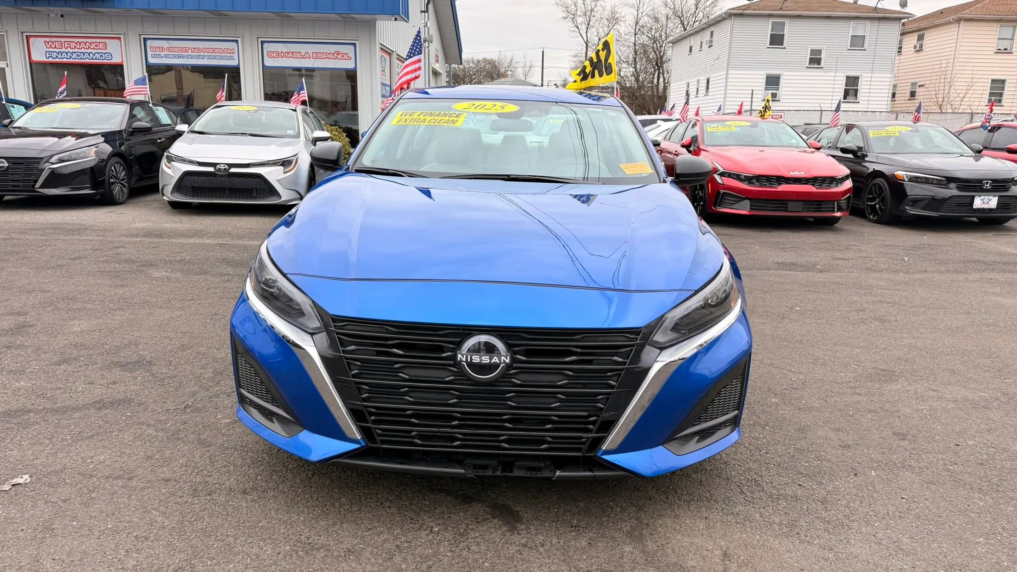 Used 2025 Nissan Altima 2.5 SV image 3