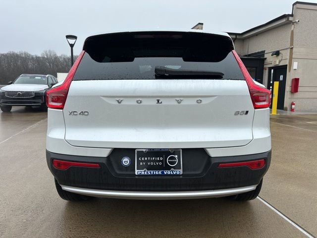 Certified 2024 Volvo XC40 B5 Plus w/ Protection Package Premier image 7