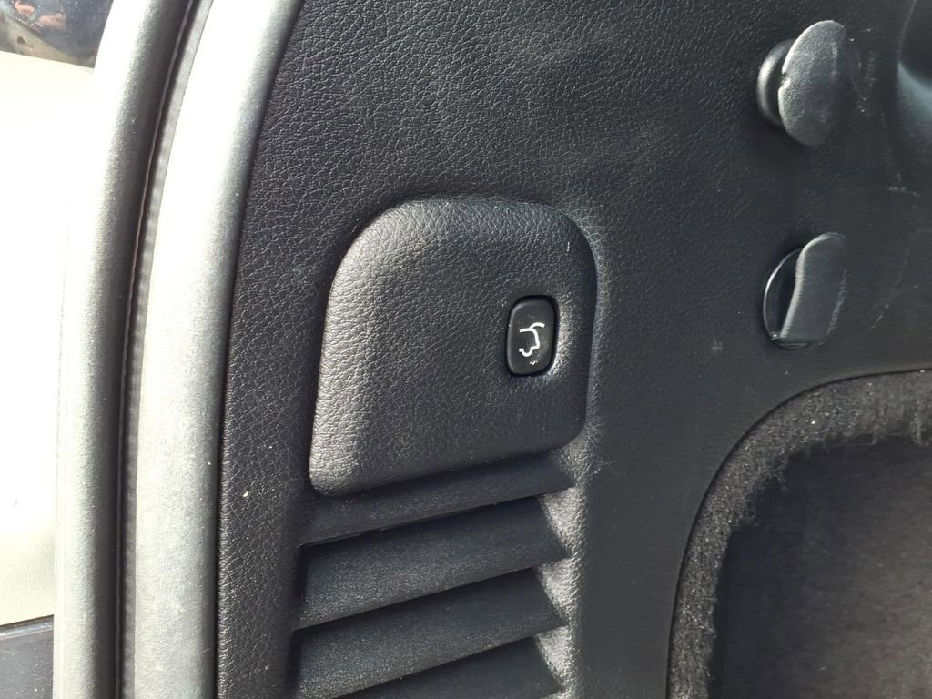 Used 2014 Jeep Grand Cherokee Altitude image 27