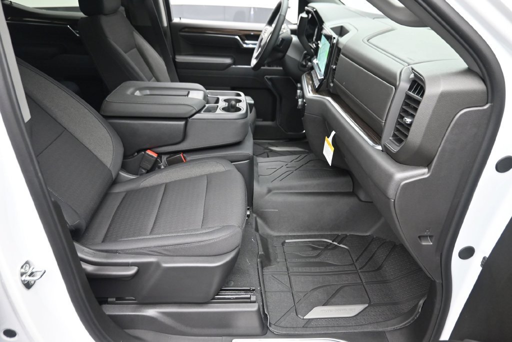 New 2026 Chevrolet Silverado 1500 LT w/ All Star Edition Plus AWD/4WD image 9