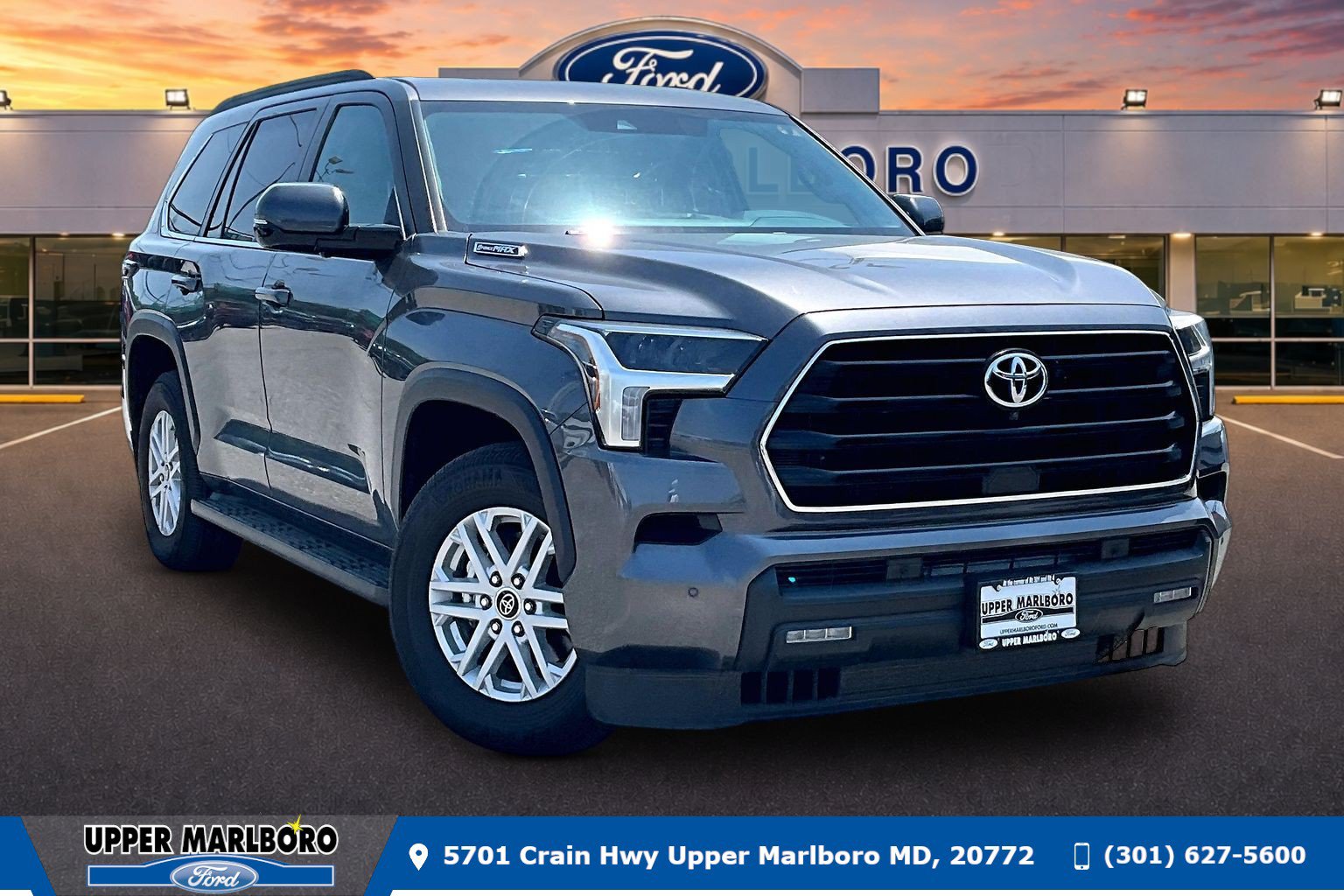 Used 2024 Toyota Sequoia SR5 w/ SR5 Premium Package AWD/4WD video 1