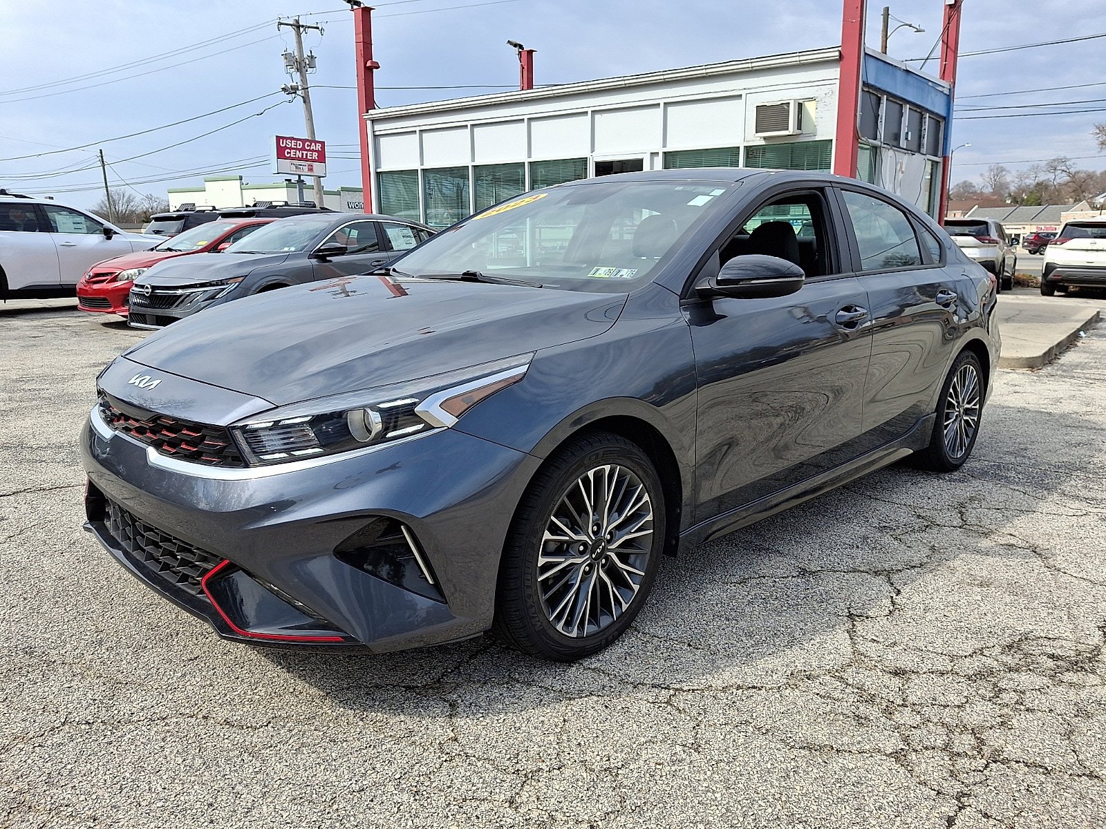 Used 2023 Kia Forte GT-Line image 3