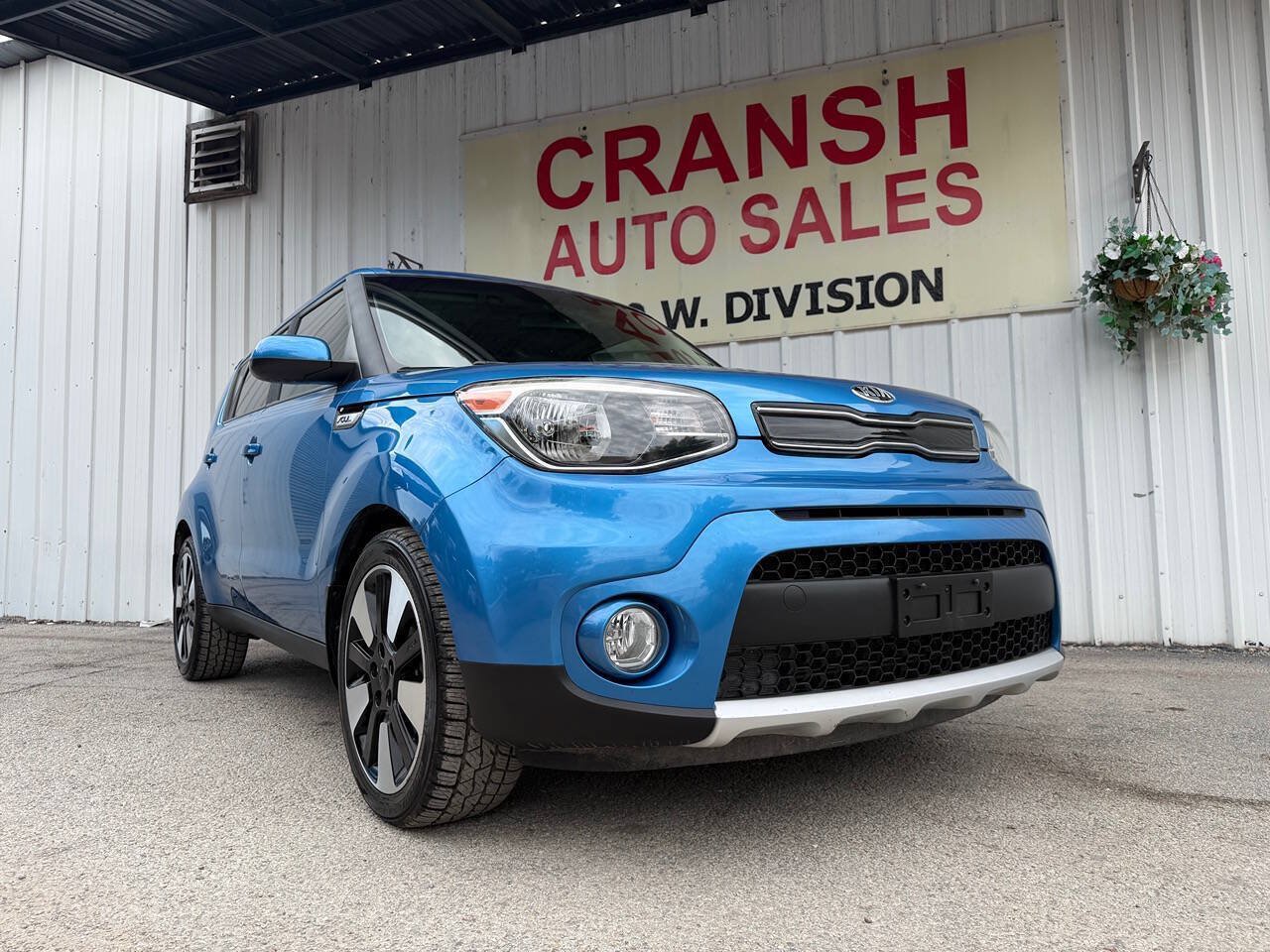 Used 2017 Kia Soul + w/ Designer's Package FWD video 1