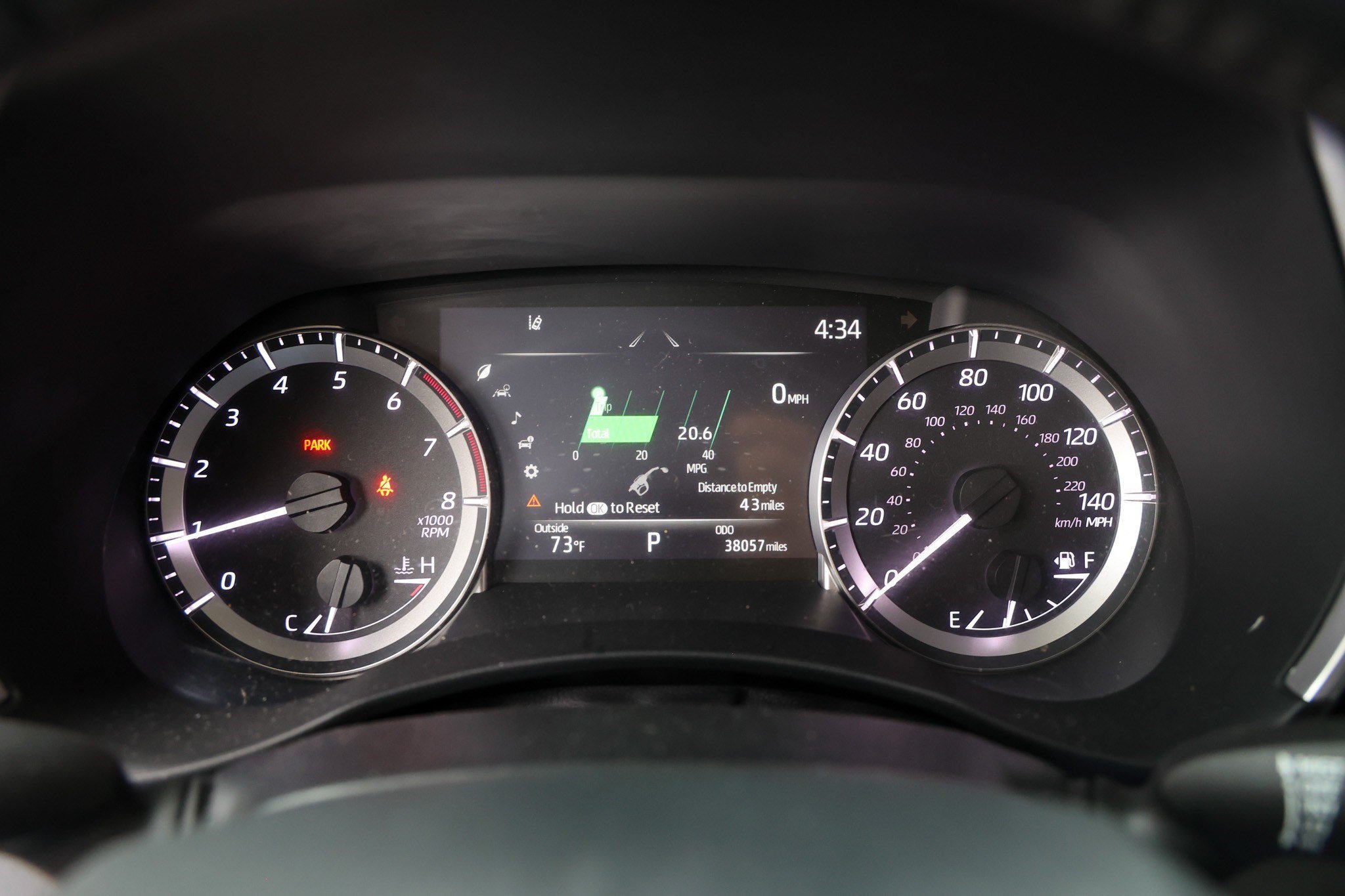 Used 2023 Toyota Highlander XLE FWD image 16