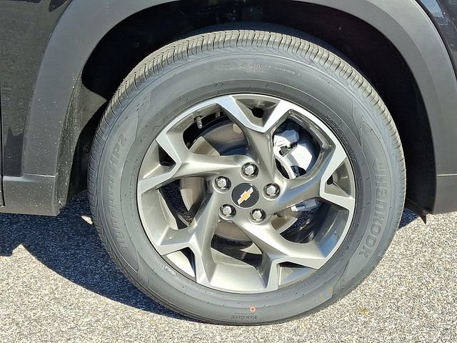 New 2026 Chevrolet Trax LT w/ Driver Confidence Package image 6