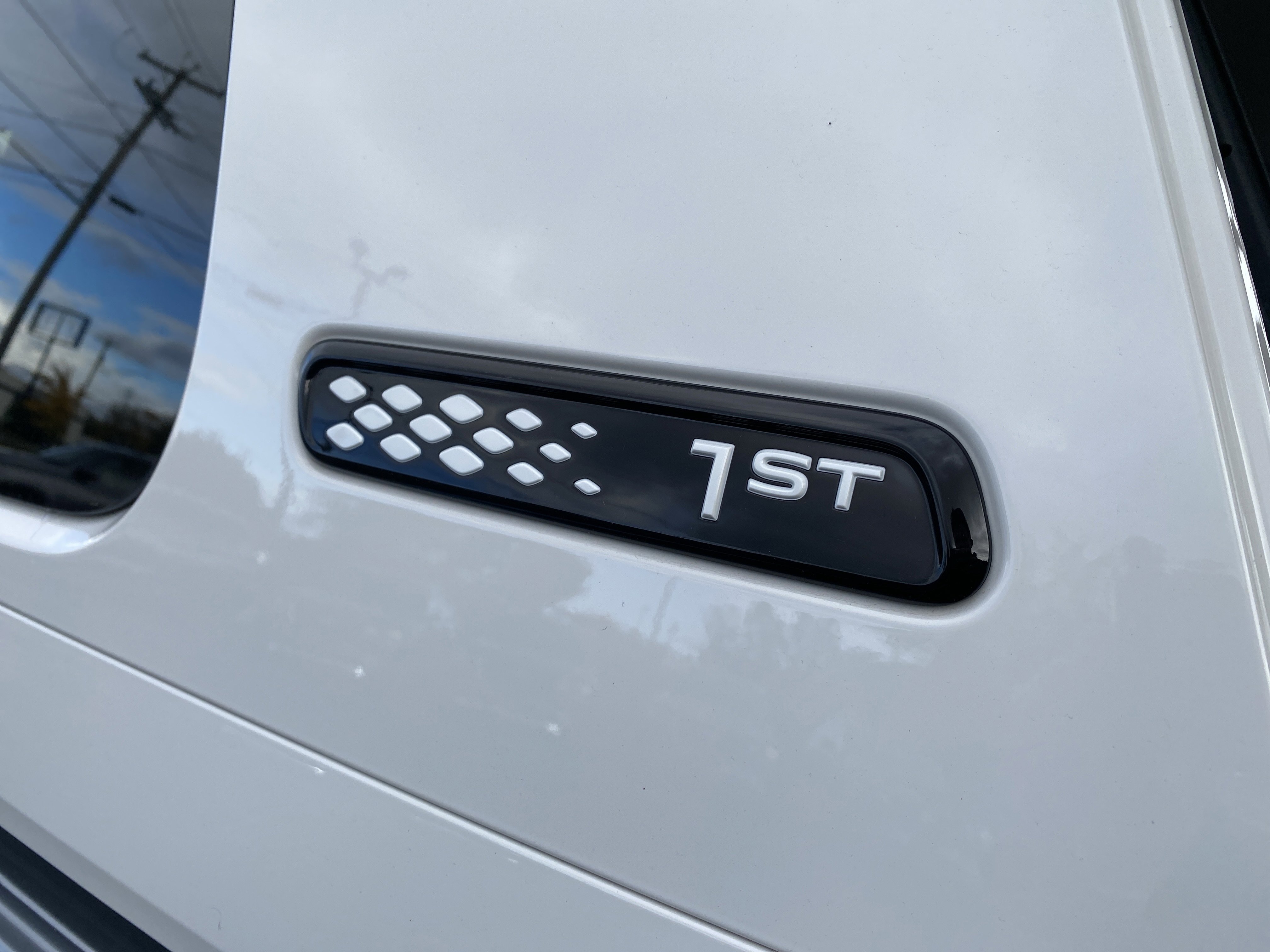 Used 2025 Volkswagen ID. Buzz 1st Edition image 6