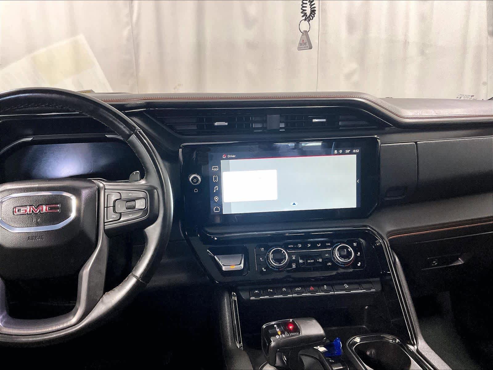 Used 2024 GMC Sierra 1500 AT4 w/ Technology Package image 26