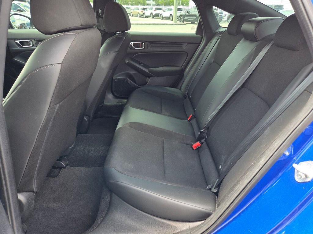 Used 2022 Honda Civic Sport image 6
