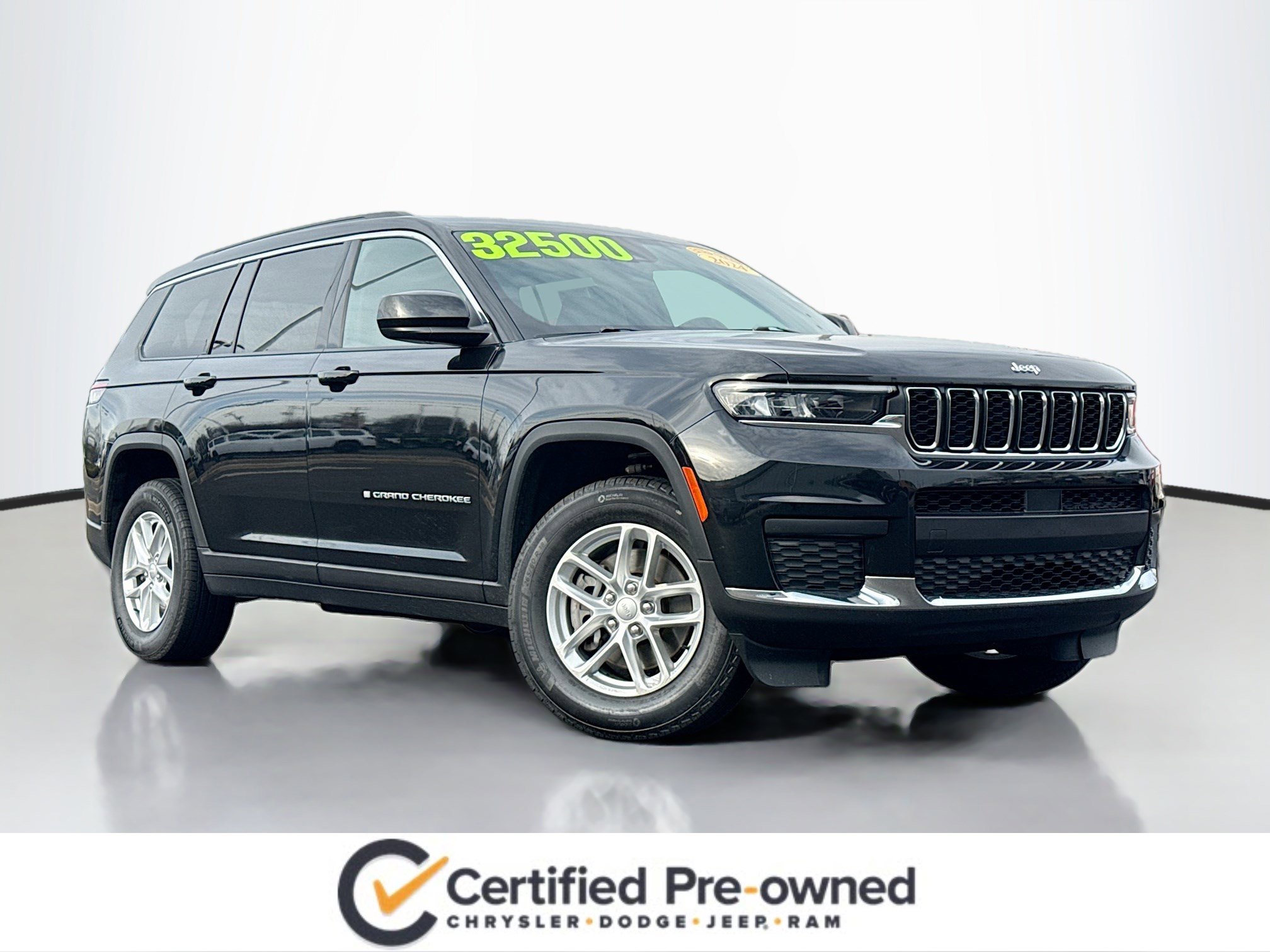Used 2024 Jeep Grand Cherokee L Laredo w/ Luxury Tech Group I image 1