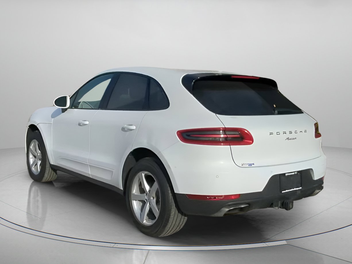 Used 2018 Porsche Macan image 20