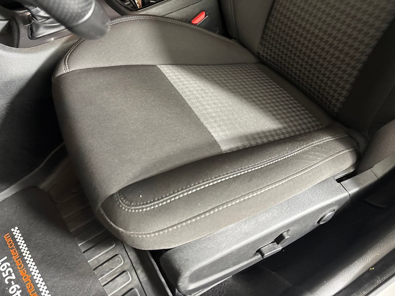 Used 2023 Dodge Charger R/T w/ Blacktop Package RWD image 15