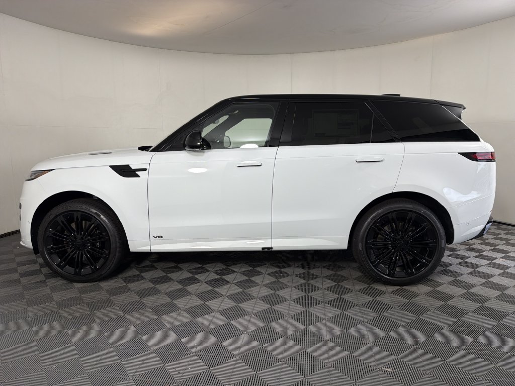 New 2027 Land Rover Range Rover Sport Dynamic SE AWD/4WD image 2