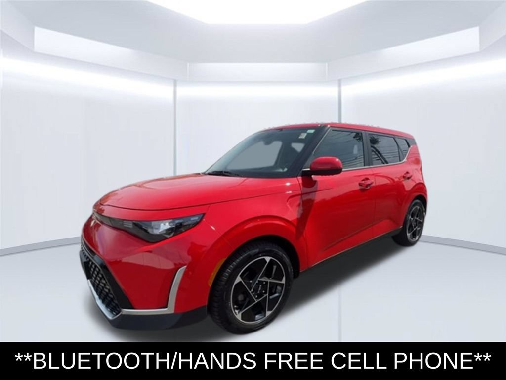 Used 2023 Kia Soul EX FWD image 4