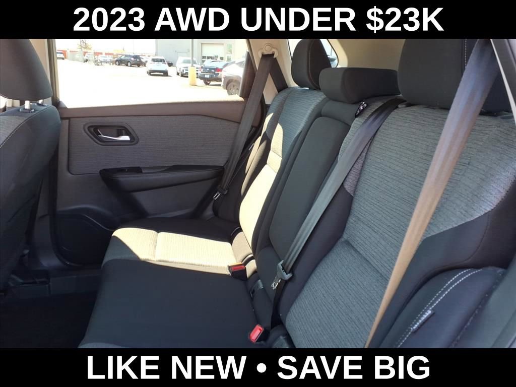 Used 2023 Nissan Rogue SV AWD/4WD image 26