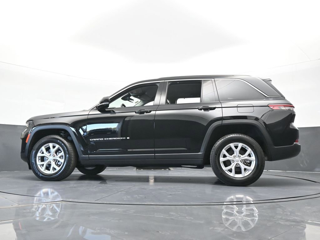 Used 2024 Jeep Grand Cherokee Limited w/ Luxury Tech Group II image 65