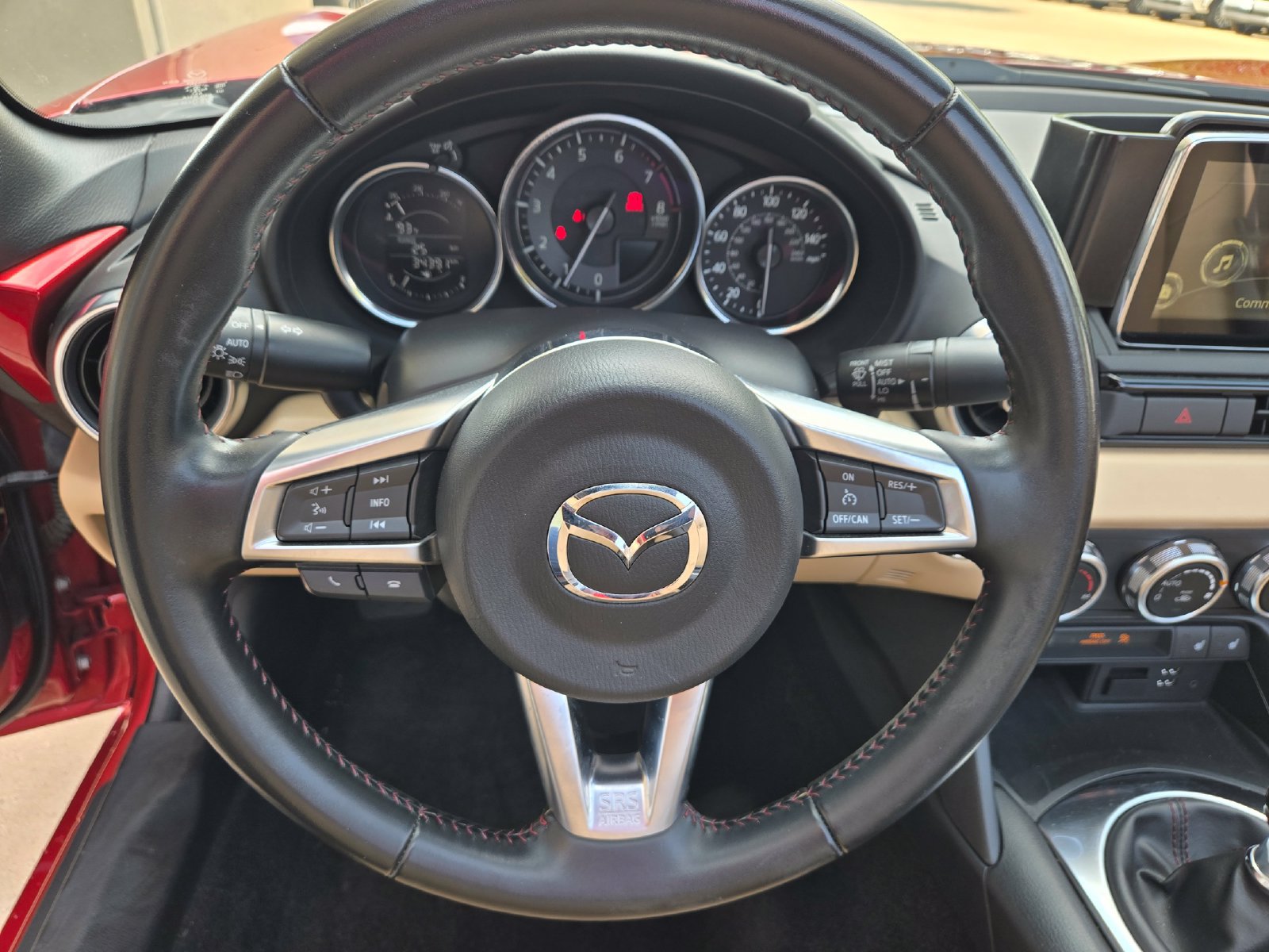 Used 2016 MAZDA MX-5 Miata Grand Touring RWD image 12