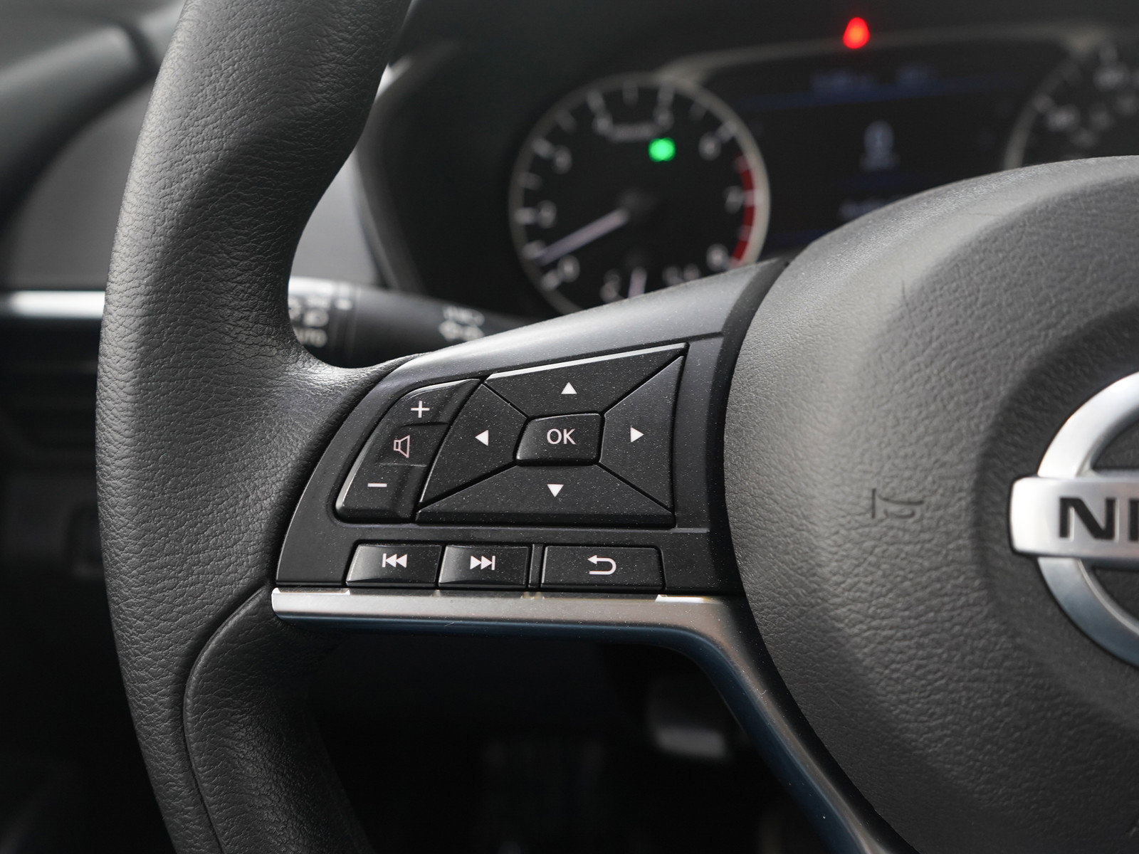 Used 2021 Nissan Altima 2.5 SV image 23