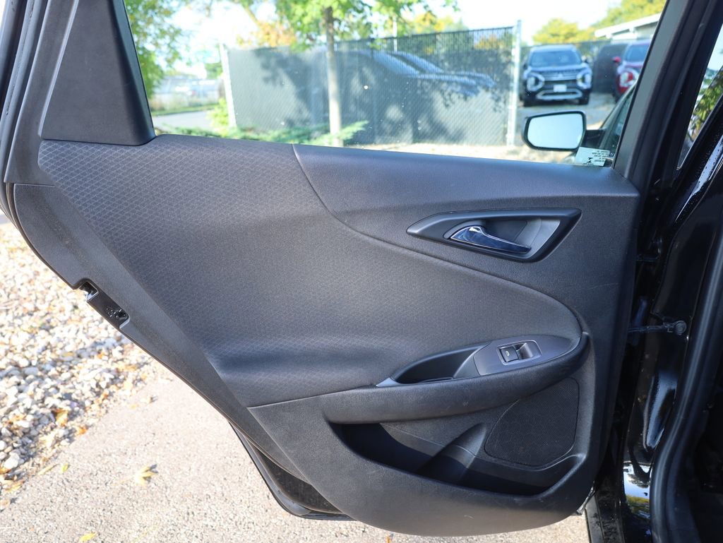 Used 2022 Chevrolet Malibu LT image 28