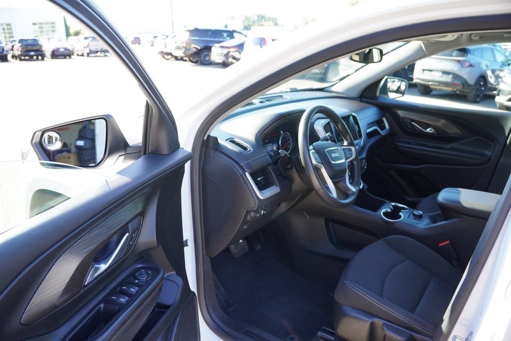 Certified 2023 GMC Terrain SLE FWD image 14