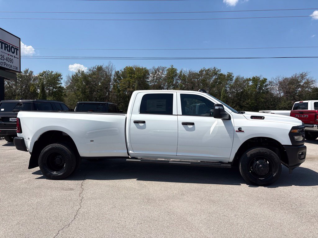 New 2027 RAM 3500 Tradesman AWD/4WD image 22