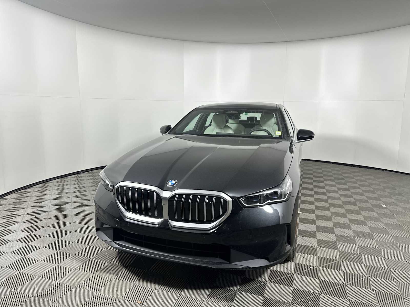 New 2026 BMW 530i xDrive image 7