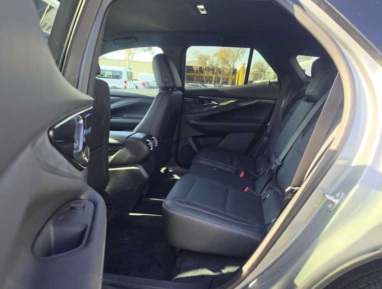 Used 2024 Chevrolet Blazer EV LT AWD/4WD image 8