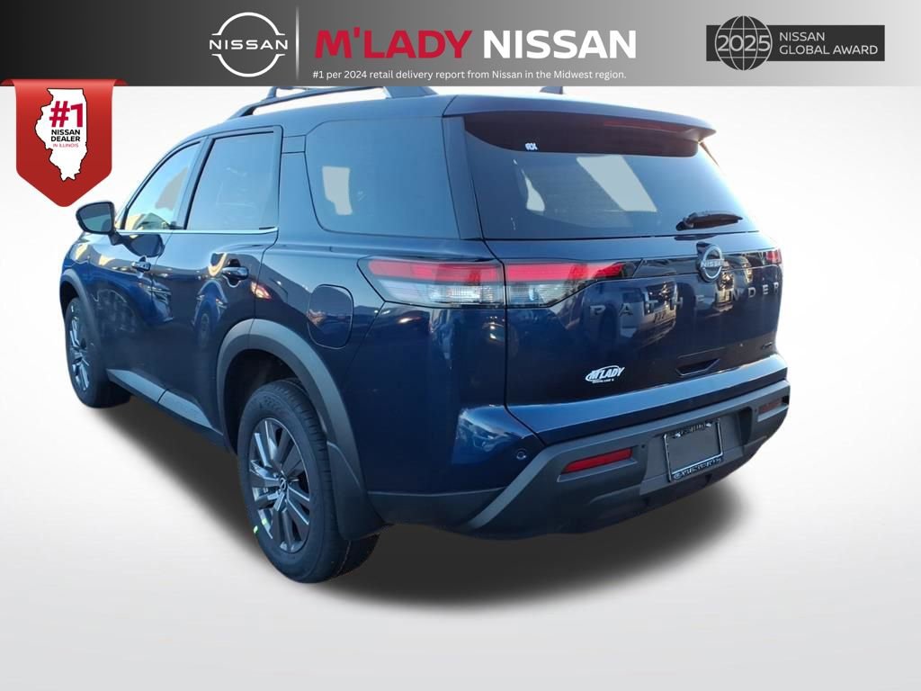 New 2025 Nissan Pathfinder SV w/ Black Appearance Package image 5