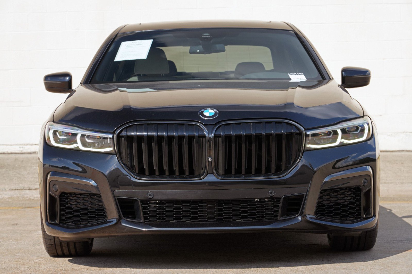 Used 2021 BMW 740i w/ M Sport Package RWD image 7