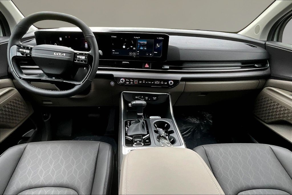 New 2027 Kia Carnival SX FWD image 5