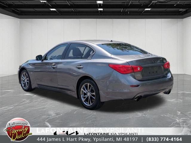 Used 2017 INFINITI Q50 Signature Edition w/ All Weather Package (L93) AWD/4WD image 3
