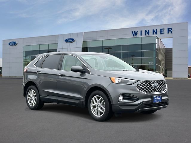 Used 2024 Ford Edge SEL w/ Convenience Package image 6