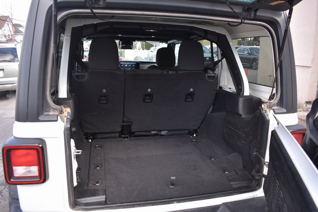 Used 2025 Jeep Wrangler Sport S image 33