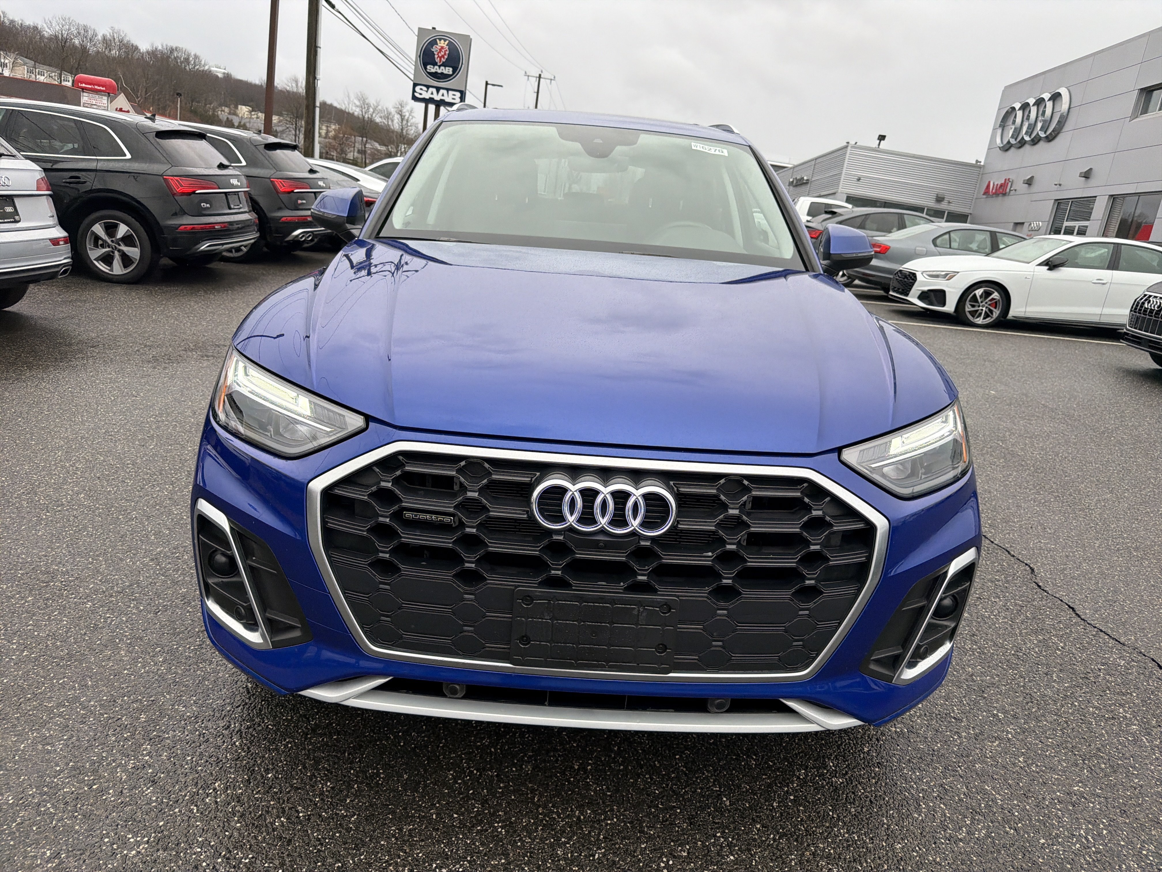 Certified 2024 Audi Q5 e Premium Plus w/ Premium Plus Package AWD/4WD image 2