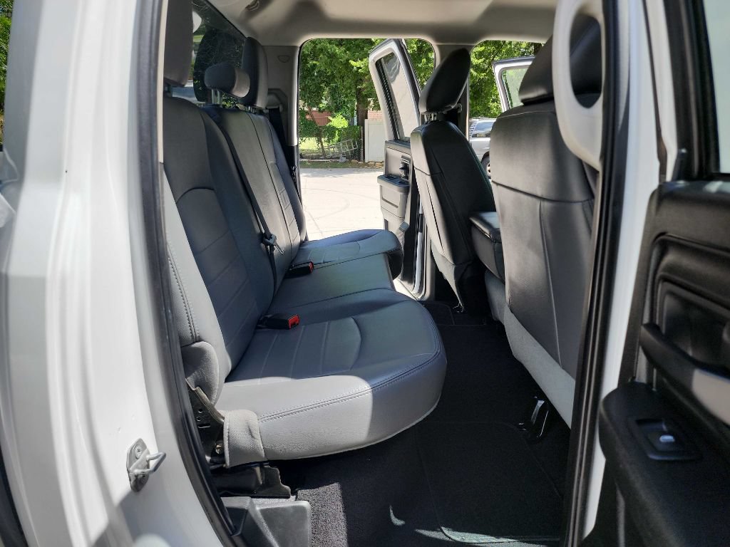 Used 2015 RAM 1500 Tradesman RWD image 28