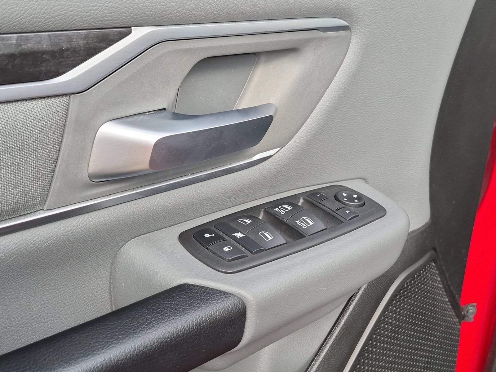 Used 2023 RAM 1500 Big Horn RWD image 12
