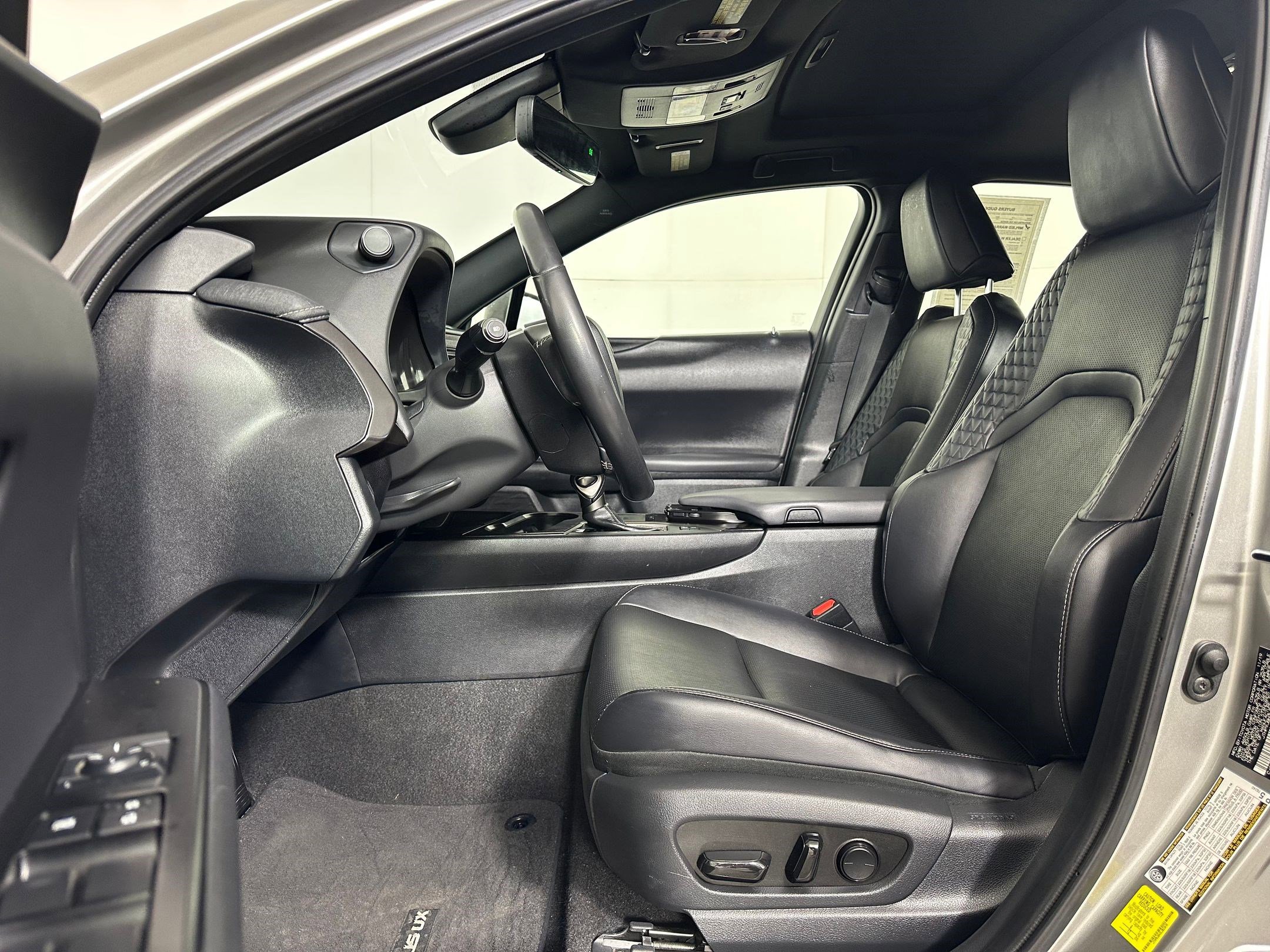 Used 2020 Lexus UX 250h w/ Premium Package image 5