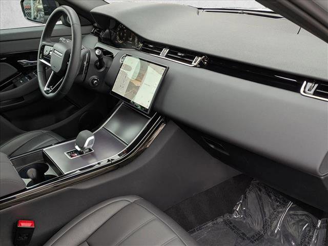 Certified 2026 Land Rover Range Rover Evoque Dynamic SE AWD/4WD image 23